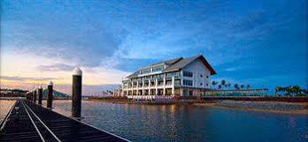 Duyong Marina & Resort Kuala Terengganu Extérieur photo